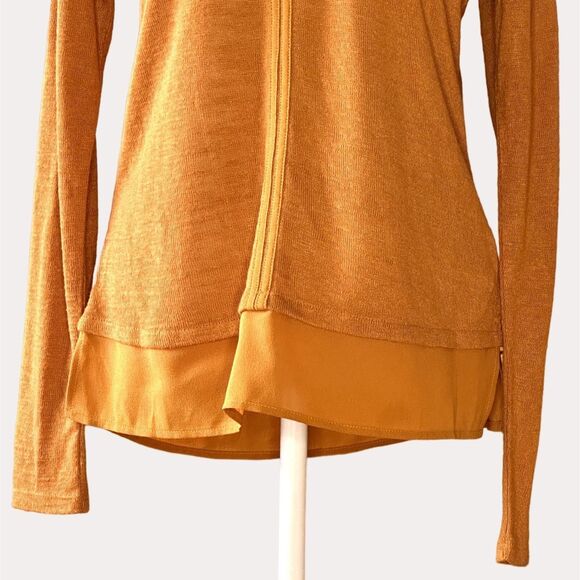 Sanctuary Twofer Layered Sweater Chiffon Blouse Knit Top Gold XS - Picture 3 of 7